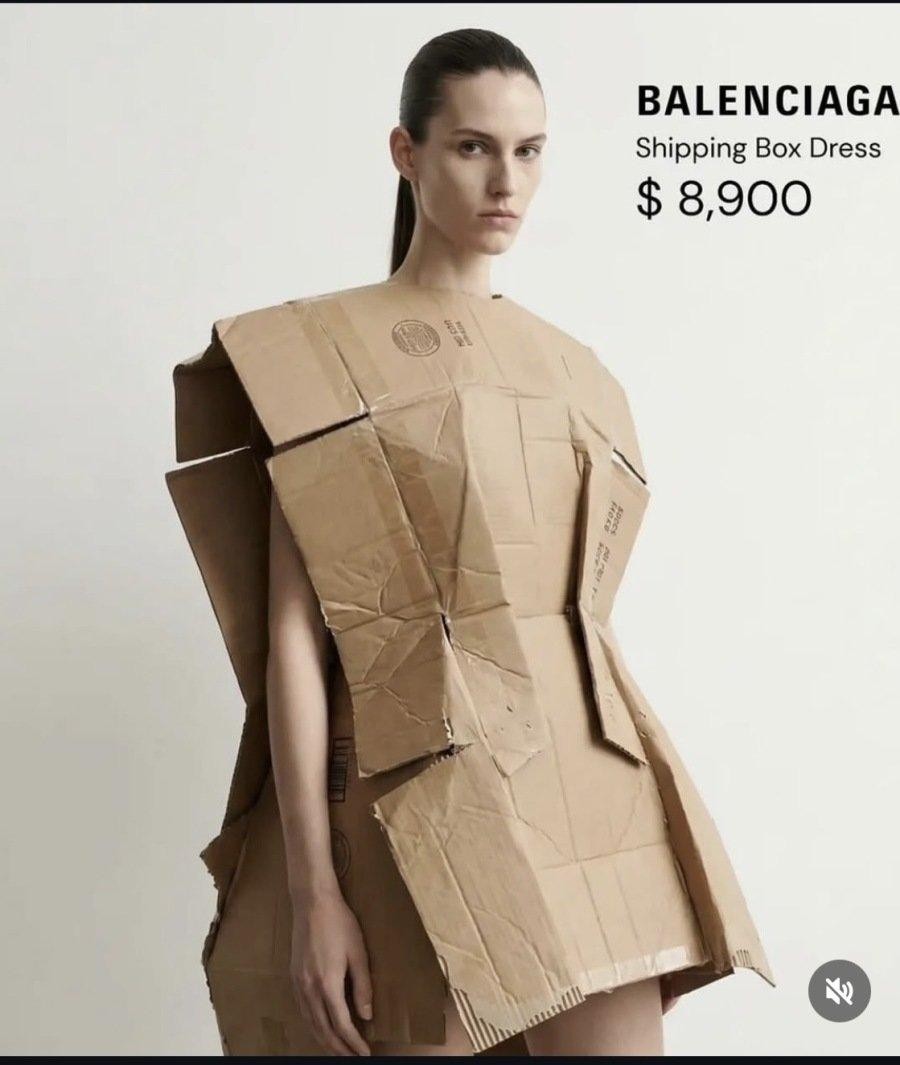 SPORTS SOS | 발렌시아가 8900달러 신상