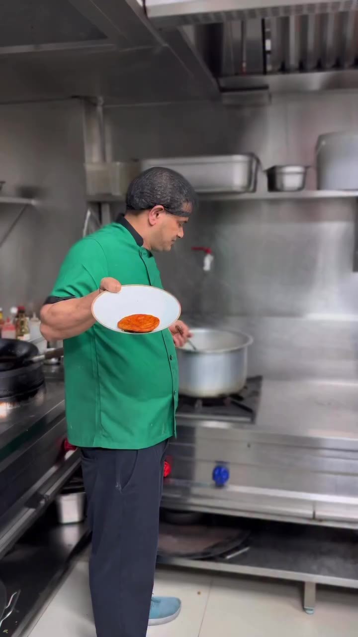 SPORTS SOS | 주방 직원의 재빠른 임기응변 정보