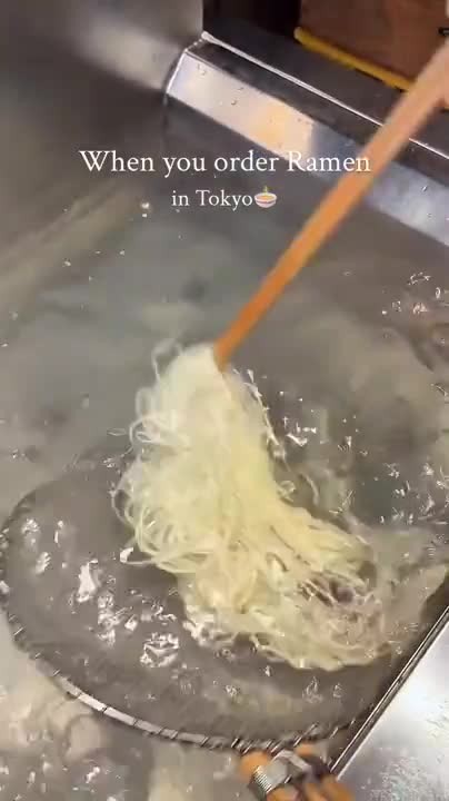 SPORTS SOS | 도쿄 고기 폭탄 라멘