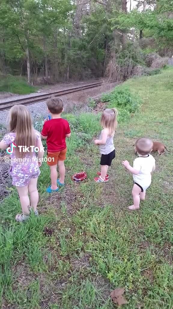 SPORTS SOS | 칙칙폭폭 해주세요 정보