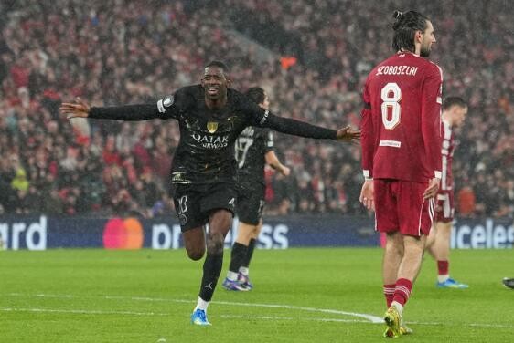 SPORTS SOS | '이강인 교체 대기' PSG, 리버풀에 2-0 승리…UCL 준결승 진출 [속보]