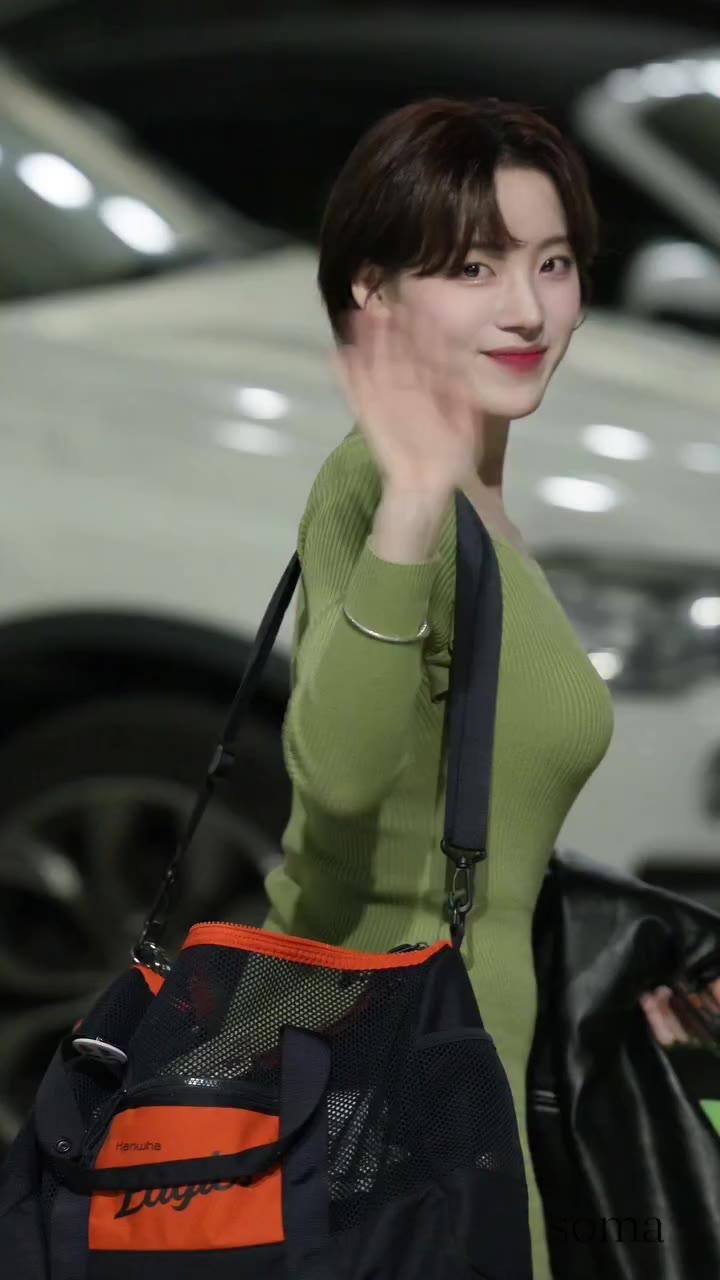 SPORTS SOS | 올리브 컬러 하지원 치어리더 ㄷㄷㄷ.mp4 [속보]