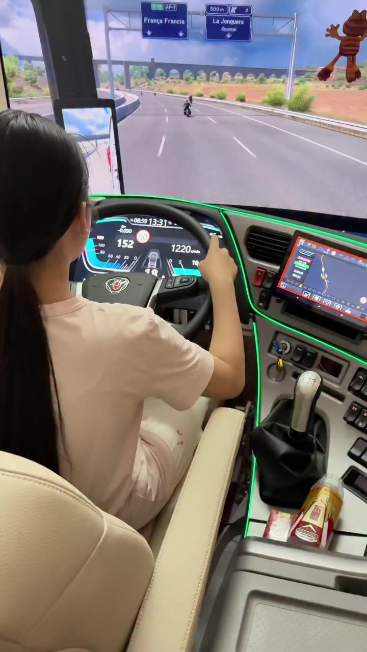 SPORTS SOS | 바이크 혐오가 극에 달한 유로트럭 눈나.mp4 (필독)