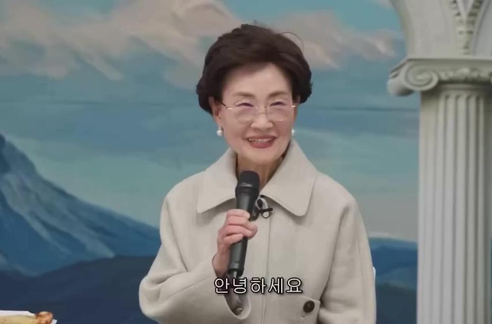 SPORTS SOS | 카리나 생일파티에 나타난 짱구 성우 박영남 선생님 ㅋㅋㅋ 확인 필수