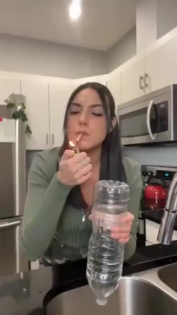 SPORTS SOS | 담배 5초컷 알려주는 여자 확인 필수