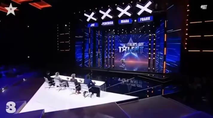 SPORTS SOS | 휘파람 소리로 미국 서부시대를 생각나게 하는 능력자.mp4