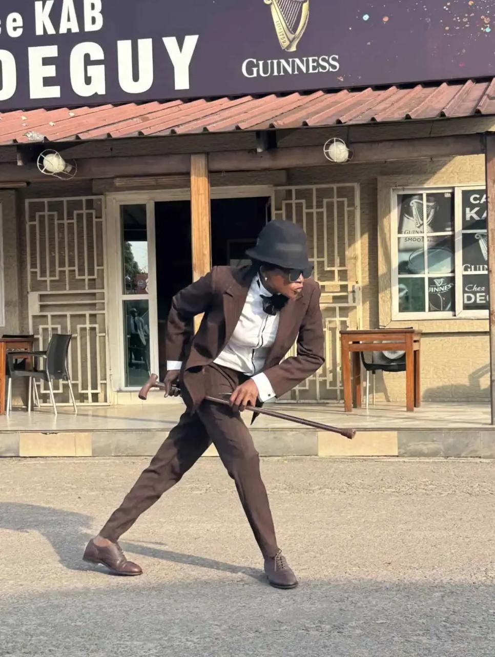 SPORTS SOS | 아프리카 콩고에서 유행 중인 패션 문화 (필독)