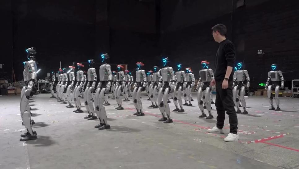 SPORTS SOS | 슬슬 무섭다는 중국 로봇들 단체움직임 근황 확인 필수