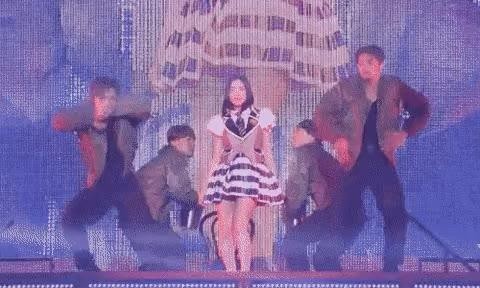 SPORTS SOS | 일본 아이돌 극한직업 [속보]