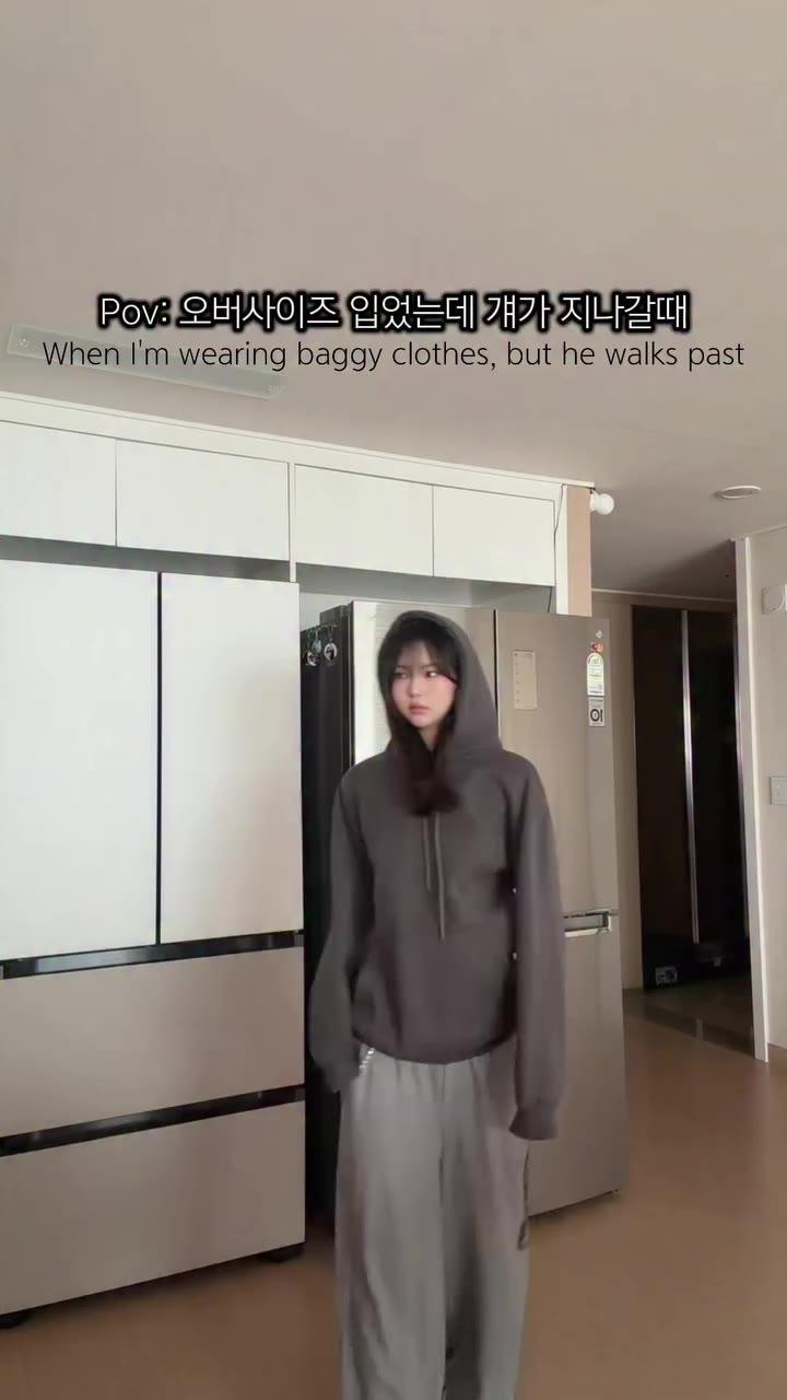 SPORTS SOS | 오버사이즈 입었는데 썸남이 지나갈때