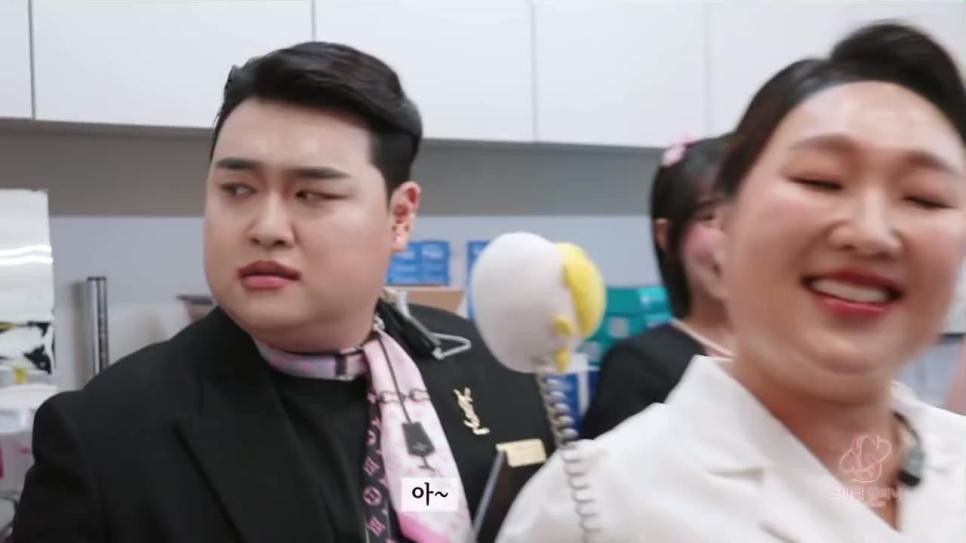 SPORTS SOS | SNL) 이수지 케이크 몰래 훔쳐먹은거 걸린 지예은.mp4 정보