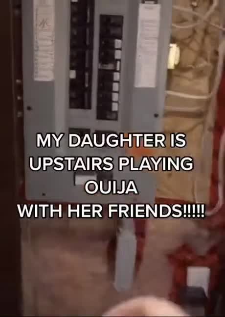 SPORTS SOS | 딸이 친구들이랑 분신사바를 하고 있다