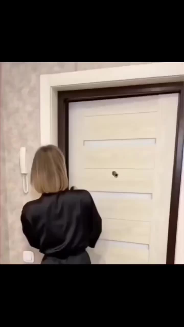 SPORTS SOS | 딸이 맞고 사는걸 얼게 된 친정엄마.GIF (필독)