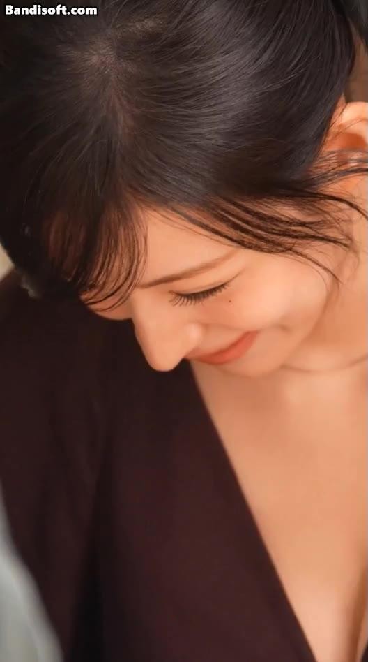 SPORTS SOS | 이채영 포근한 골짜기 확인 필수