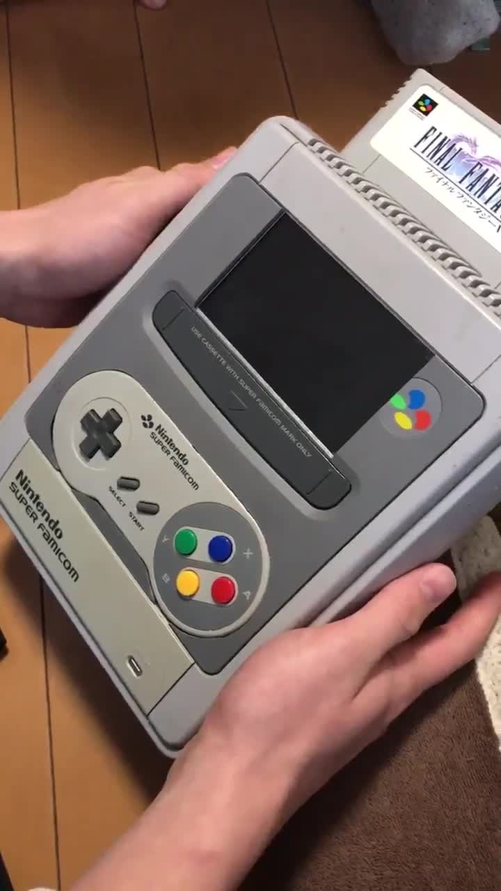 SPORTS SOS | 휴대용 슈퍼패미컴 [속보]