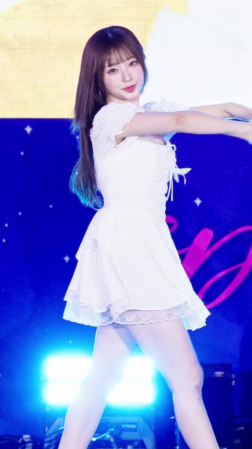 SPORTS SOS | 열도의 03년생 누나 gif