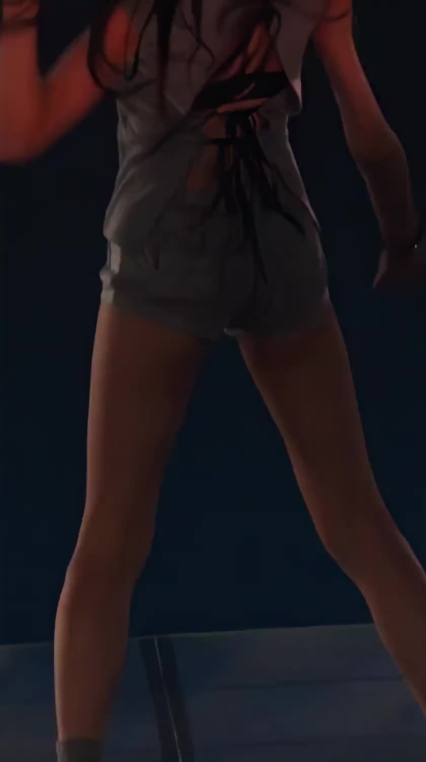 SPORTS SOS | 지젤 콘서트 짧은 바지 정보