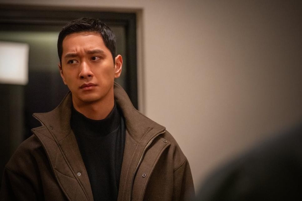 SPORTS SOS | 넷플릭스 <사냥개들2> 메인 빌런 비의 행동 대장으로 나오는 배우 (필독)