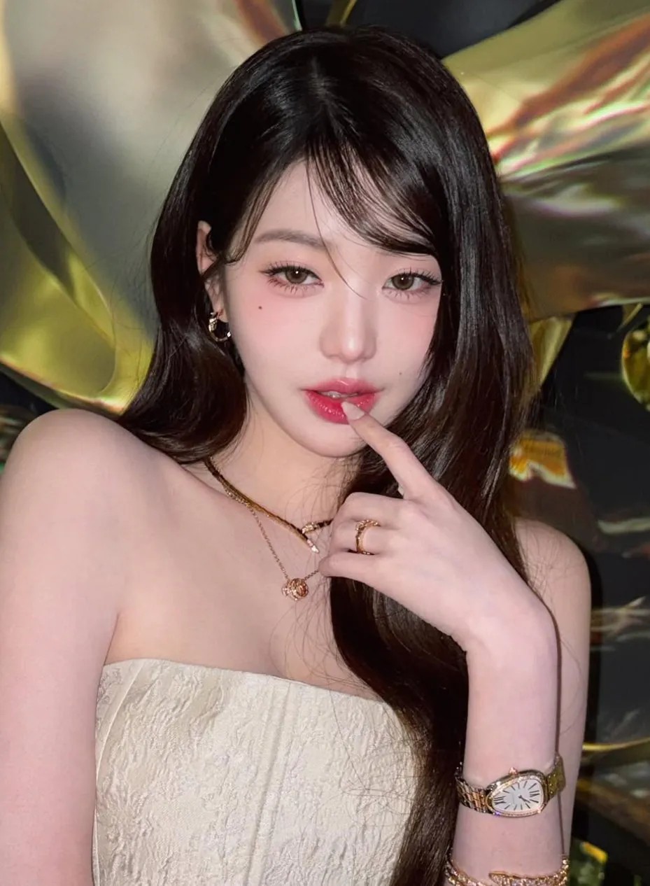 SPORTS SOS | 장원영 의외의 취향..jpg [속보]